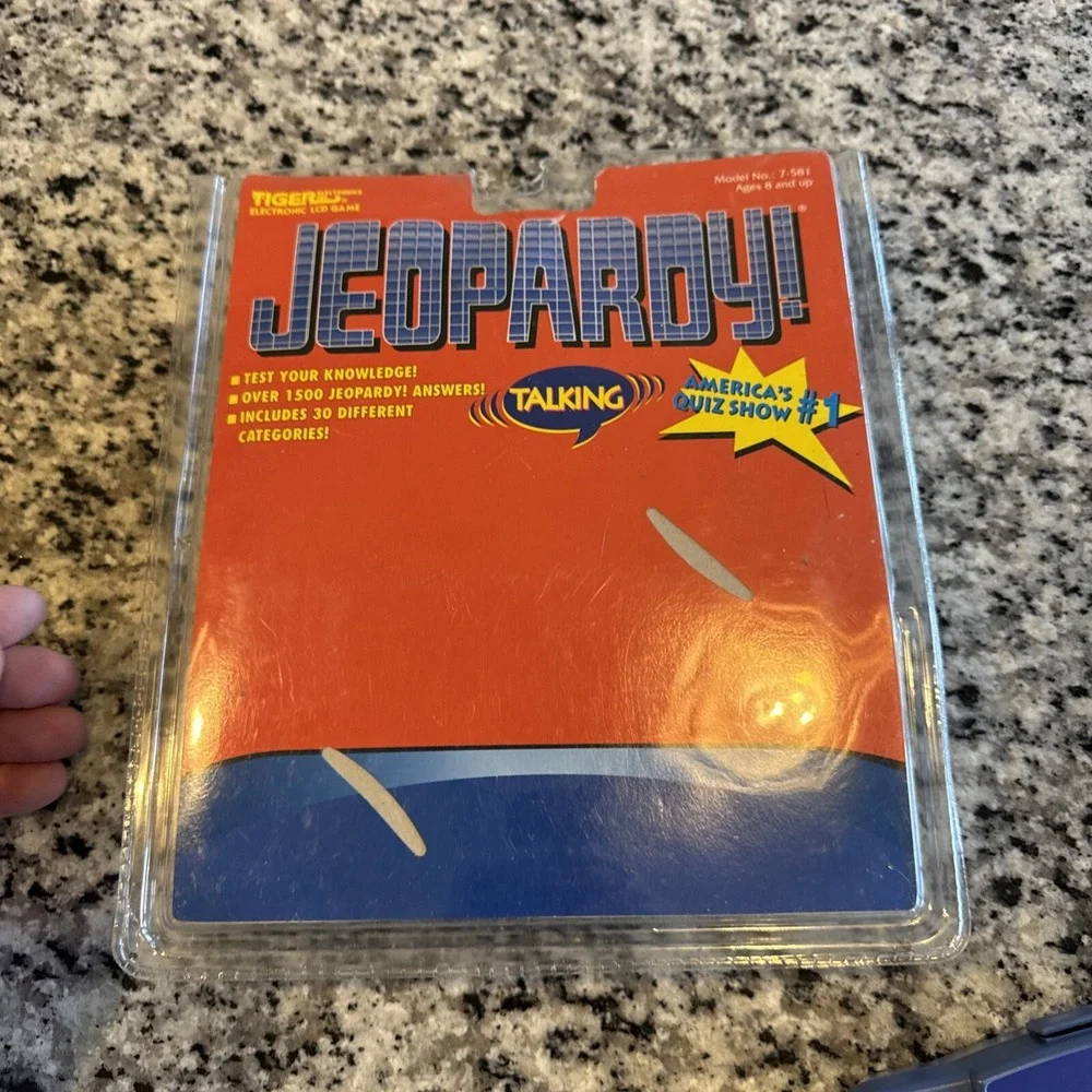 Vintage 1995 Jeopardy Tiger Electronics Handheld Electronic‎ LCD Game Preowned